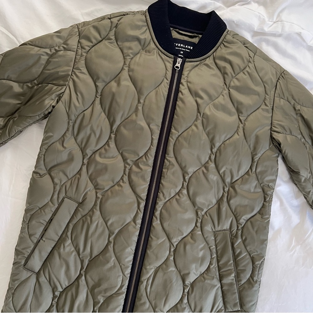 Everlane Olive Green Quilted Long Puffer Coat - Picture 2 of 3